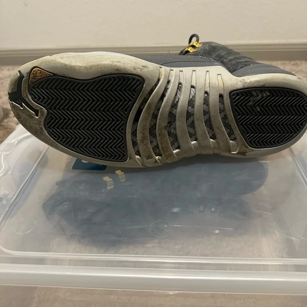 Air Jordan 12s Dark gray